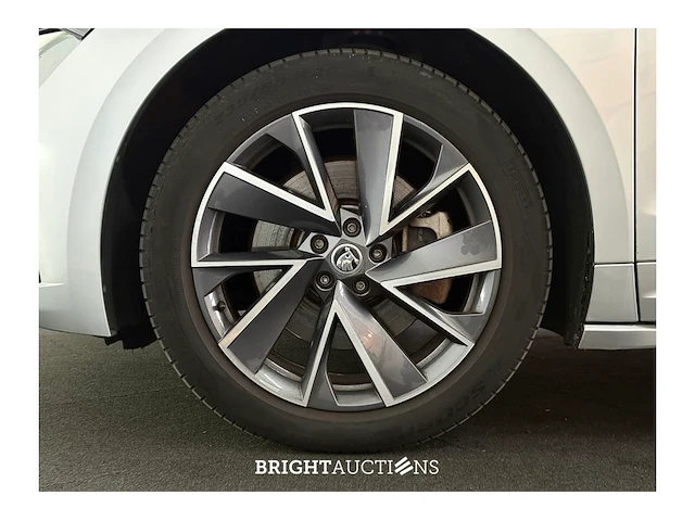 Škoda enyaq 80 sportline 2021 (origineel-nl), l-857-tt - afbeelding 32 van  48