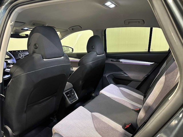 Skoda enyaq iv 60 132kw first edition l-970-dr - afbeelding 2 van  13
