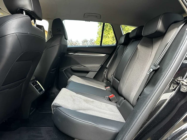 Skoda enyaq iv 60 179pk 2021 (origineel-nl + 1e eigenaar), l-978-hs - afbeelding 29 van  50