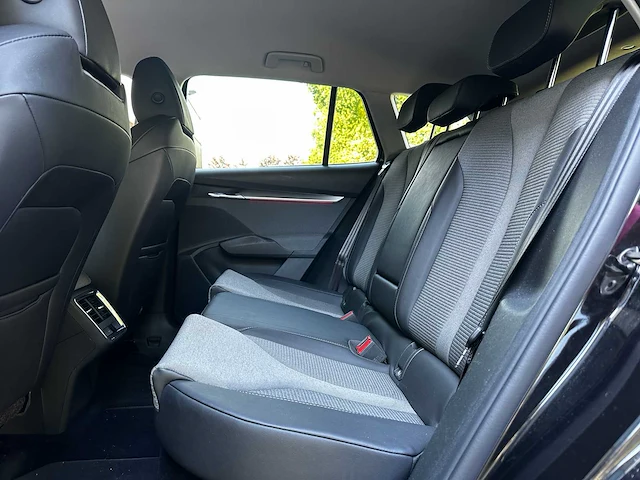 Skoda enyaq iv 60 179pk 2021 (origineel-nl), l-881-nx - afbeelding 31 van  54
