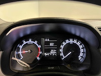 Skoda fabia 1.0 active, j-917-vf - afbeelding 2 van  14