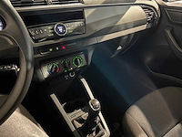 Skoda fabia 1.0 active, j-917-vf - afbeelding 3 van  8