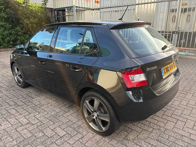 Skoda fabia 1.0 active, kbr-03-v - afbeelding 7 van  11