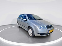 Skoda fabia 1.4-16v creation 2003 | 33-lt-rg - afbeelding 12 van  24
