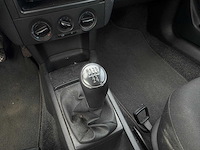Škoda fabia 1.4-16v elegance | z-250-dx i - afbeelding 12 van  18