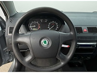 Škoda fabia 1.4-16v elegance | z-250-dx i - afbeelding 8 van  18
