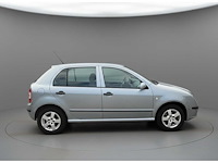 Škoda fabia 1.4-16v elegance | z-250-dx i - afbeelding 9 van  18