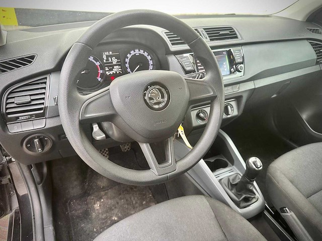 Skoda fabia combi 1.0 active; xp-975-h - afbeelding 10 van  14