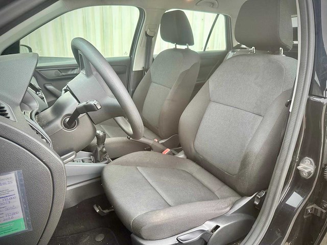 Skoda fabia combi 1.0 active; xp-975-h - afbeelding 12 van  14