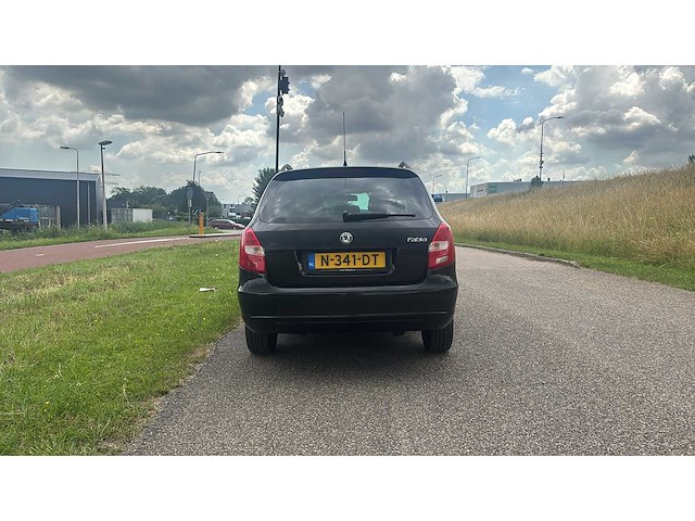 Skoda fabia combi 1.2-12v go 2010 | n-341-dt i - afbeelding 5 van  13