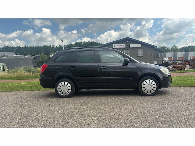 Skoda fabia combi 1.2-12v go 2010 | n-341-dt i - afbeelding 4 van  13