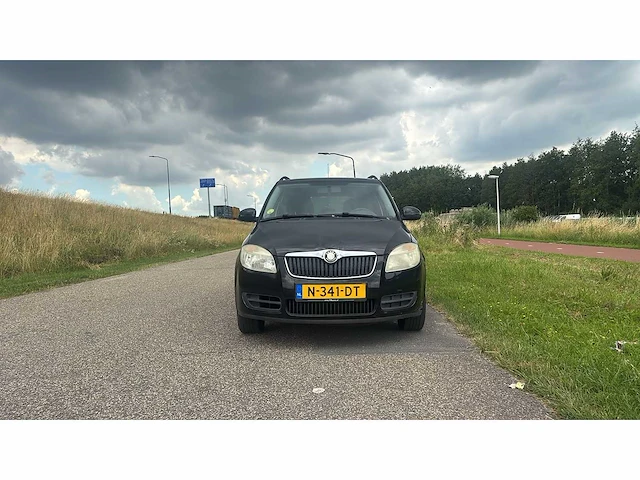 Skoda fabia combi 1.2-12v go 2010 | n-341-dt i - afbeelding 13 van  13