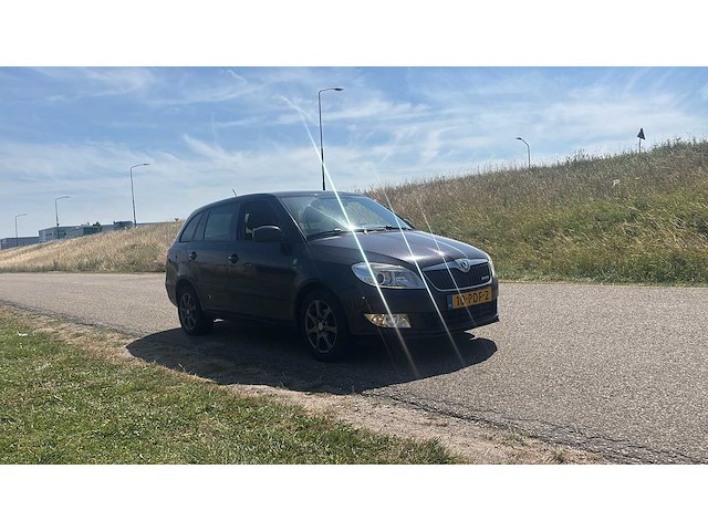 Skoda fabia combi 1.2 tdi greenline 2011 | 10-pdf-2 i - afbeelding 10 van  13