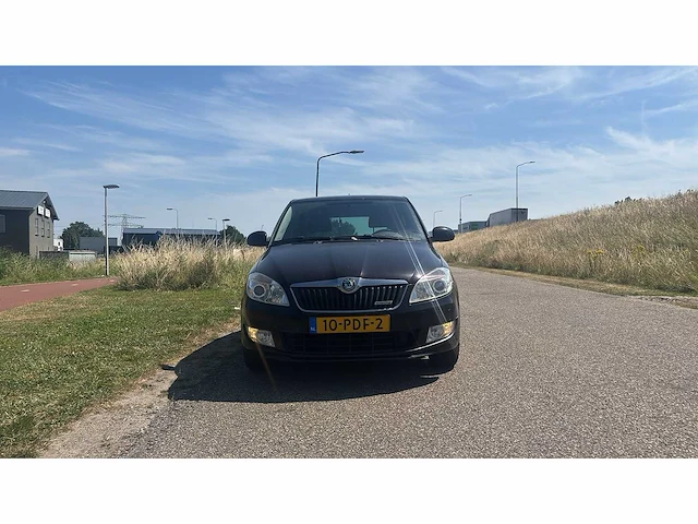 Skoda fabia combi 1.2 tdi greenline 2011 | 10-pdf-2 i - afbeelding 2 van  13