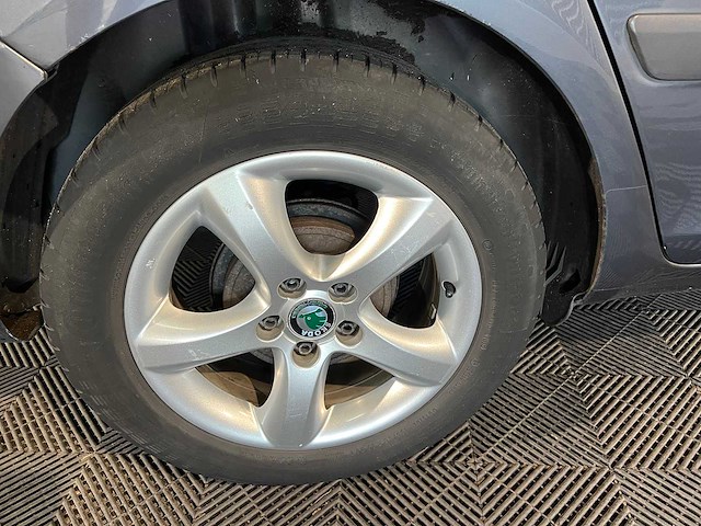 Skoda fabia combi 1.2 tdi greenline, 50-nlt-9 - afbeelding 15 van  18