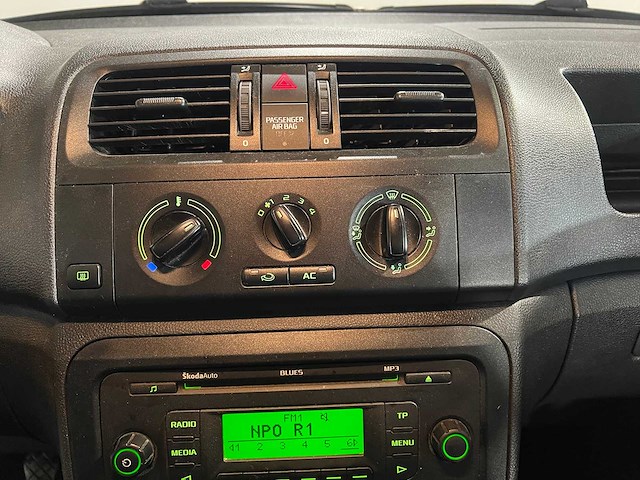 Skoda fabia combi 1.2 tsi arctic, 81-zlk-2 - afbeelding 2 van  10