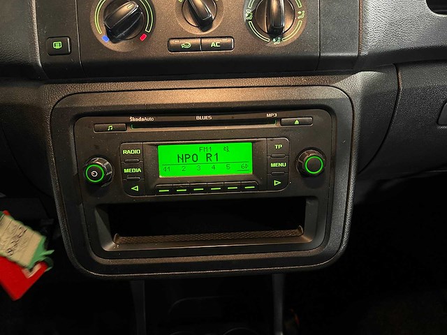 Skoda fabia combi 1.2 tsi arctic, 81-zlk-2 - afbeelding 3 van  10