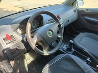 Skoda fabia combi 1.4-16v ambiente , 73-rh-sr - afbeelding 7 van  17