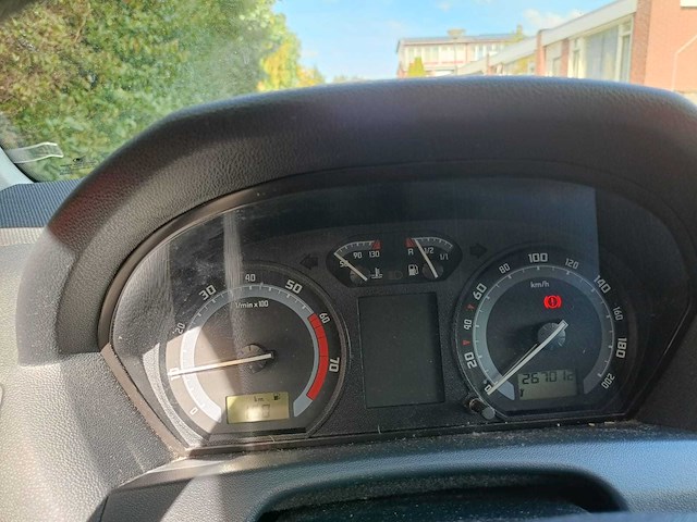 Skoda fabia combi 1.4-16v ambiente , 73-rh-sr - afbeelding 8 van  17