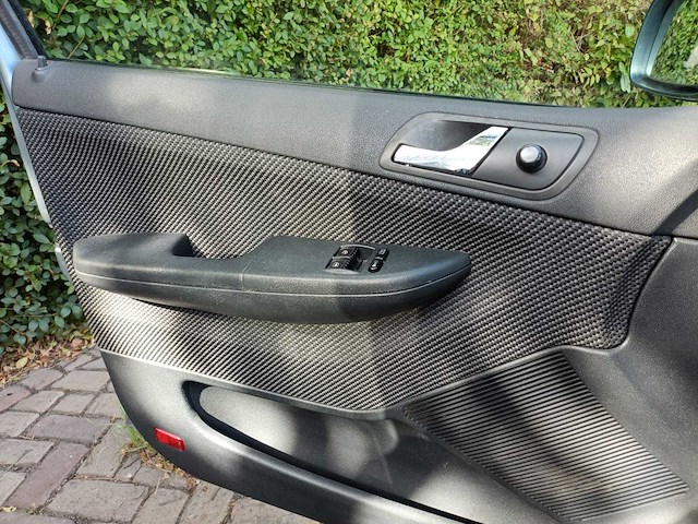 Skoda fabia combi 1.4-16v ambiente , 73-rh-sr - afbeelding 4 van  17