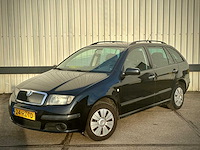 Skoda fabia combi 1.4 16v equipe, 24-rz-td - afbeelding 1 van  8