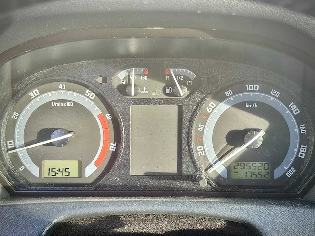 Skoda fabia combi 1.4 16v equipe, 24-rz-td - afbeelding 5 van  13