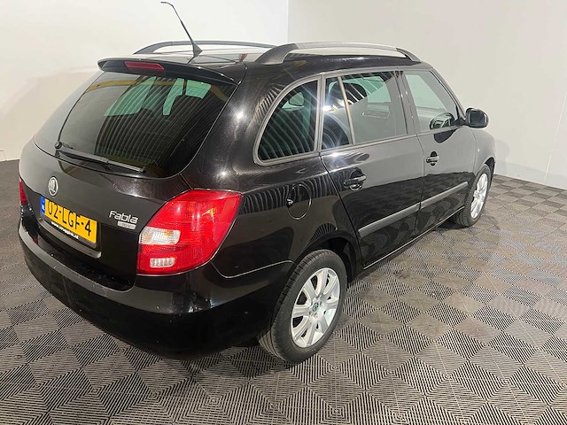 Skoda fabia combi 1.4-16v sprint, 02-lgf-4 - afbeelding 13 van  17