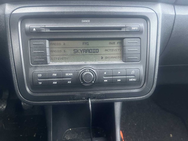 Skoda fabia combi 1.4-16v tour 2010 | 89-klf-9 - afbeelding 6 van  21