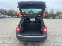Skoda fabia combi 1.4-16v tour 2010 | 89-klf-9 - afbeelding 10 van  21