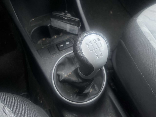 Skoda fabia combi 1.4-16v tour 2010 | 89-klf-9 - afbeelding 9 van  21