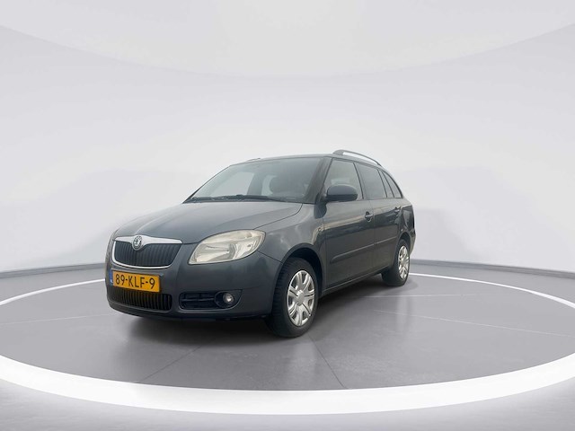 Skoda fabia combi 1.4-16v tour 2010 | 89-klf-9 - afbeelding 17 van  21