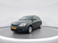 Skoda fabia combi 1.4-16v tour 2010 | 89-klf-9 - afbeelding 17 van  21