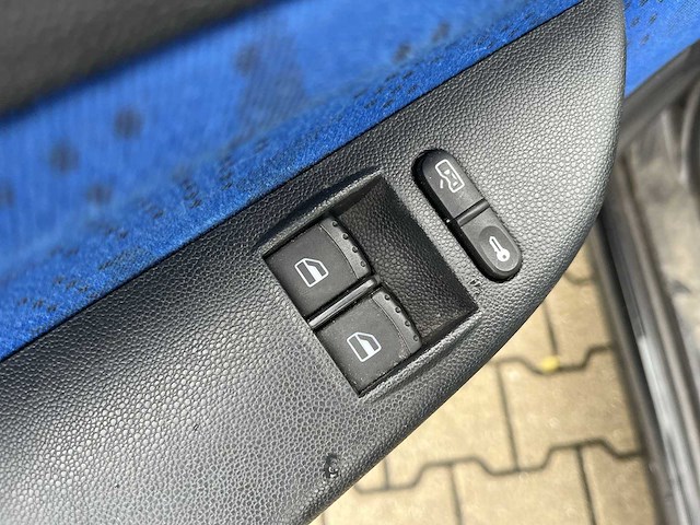 Skoda fabia combi 1.4 comfort 2003 | 22-lh-hp - afbeelding 21 van  24