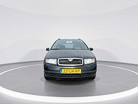 Skoda fabia combi 1.4 comfort 2003 | 22-lh-hp - afbeelding 18 van  24