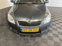 Skoda fabia combi 1.6-16v elegance, 07-zn-ph - afbeelding 16 van  16