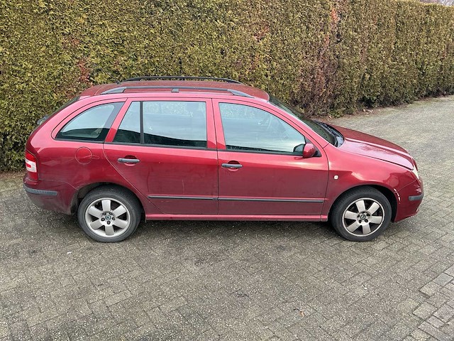 Skoda fabia combi 30-px-xt - afbeelding 29 van  34