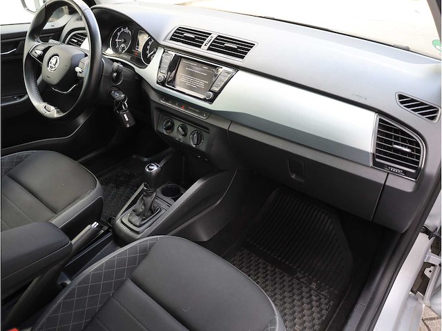 Skoda fabia estate 1.0 tsi ambition automaat 2022 - afbeelding 4 van  31