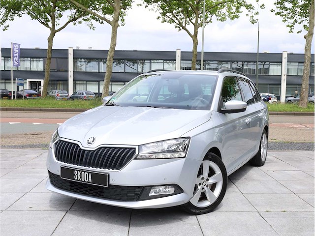 Skoda fabia estate 1.0 tsi ambition automaat 2022 - afbeelding 1 van  31