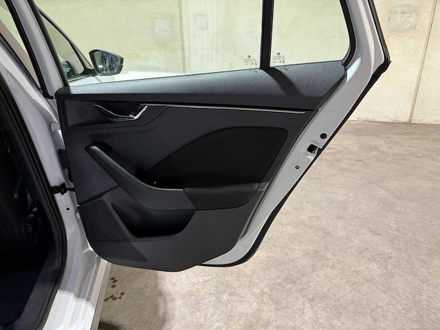 Skoda kamiq 1.5 tsi act sport business 150pk 2021 automaat, r-487-gs - afbeelding 28 van  39