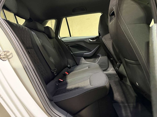 Skoda kamiq 1.5 tsi act sport business 150pk 2021 automaat, r-487-gs - afbeelding 29 van  39