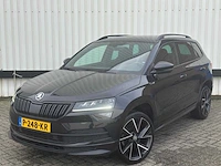 Skoda karoq 1.5 tsi sportl. bus * p-248-kr