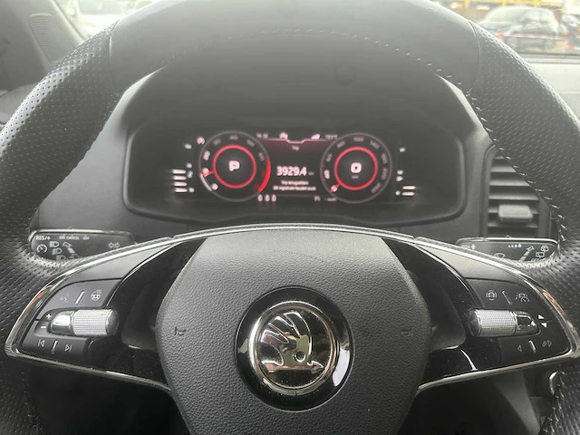Skoda karoq 1.5 tsi sportl. bus * p-248-kr - afbeelding 14 van  18