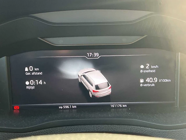 Skoda karoq 1.5 tsi sportline business | g-861-gv - afbeelding 8 van  38