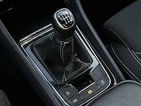 Skoda karoq 1.5 tsi sportline business | g-861-gv - afbeelding 33 van  38