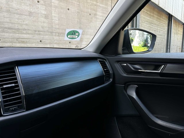 Skoda kodiaq 1.5 tsi business edition 150pk 2019 (origineel-nl), zr-952-x - afbeelding 28 van  46
