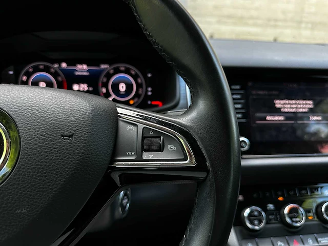 Skoda kodiaq 1.5 tsi business edition 150pk 2019 (origineel-nl), zr-952-x - afbeelding 15 van  51