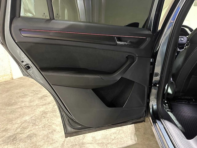 Skoda kodiaq 1.5 tsi sportline business 150pk 2021, l-565-jk - afbeelding 9 van  18