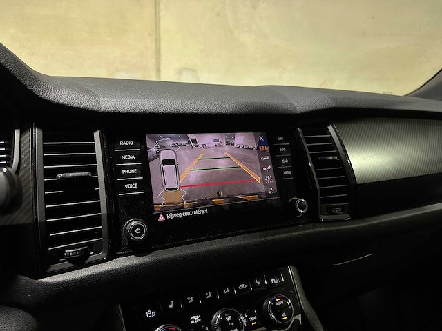 Skoda kodiaq 1.5 tsi sportline business 150pk 2021, l-565-jk - afbeelding 19 van  44