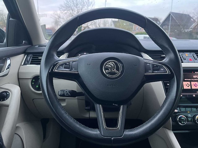 Skoda octavia 1.0 tsi greentech style business 2019 | xt-020-p - afbeelding 4 van  17