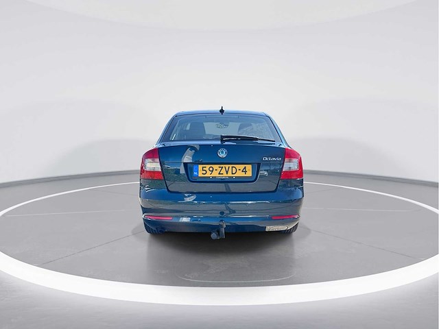 Skoda octavia 1.2 tsi arctic 2013 | 59-zvd-4 - afbeelding 2 van  9